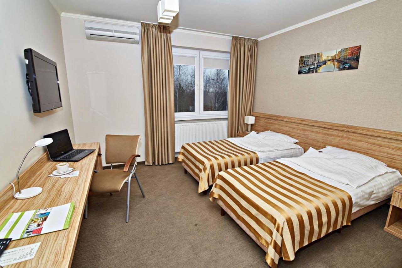 Hotel Soccer Sport Радомско Екстер'єр фото