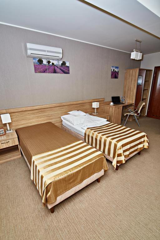 Hotel Soccer Sport Радомско Екстер'єр фото